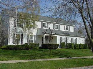 1875 Freemont Dr, Troy, MI 48098