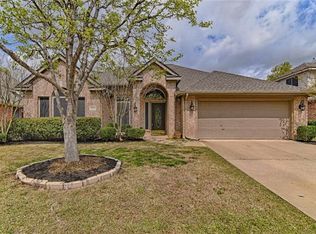 2113 Oakcrest Ct, Corinth, TX 76210