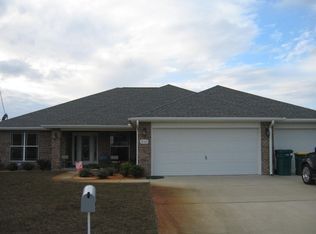 2165 Stratos Ct, Navarre, FL 32566