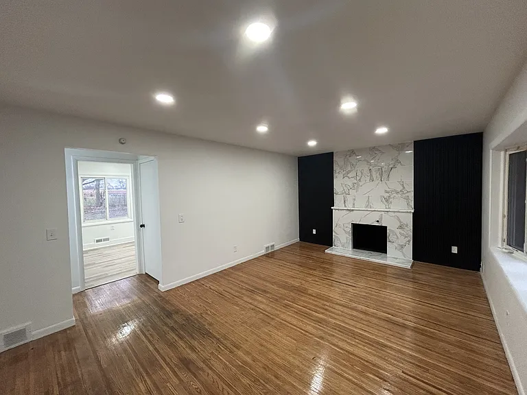 254 W Craig Hill Dr — Photo 10