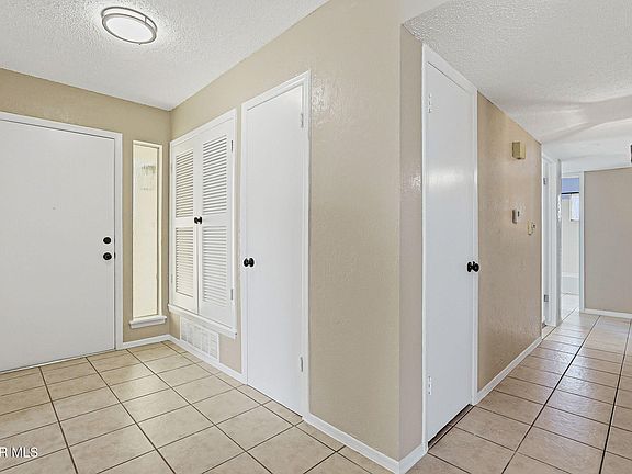 5th image of 701 Centennial Dr