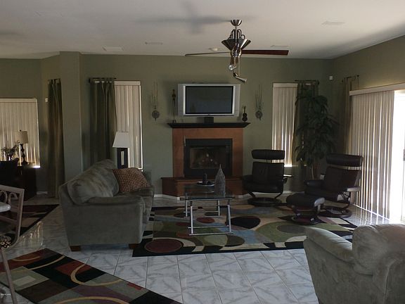 PB050032