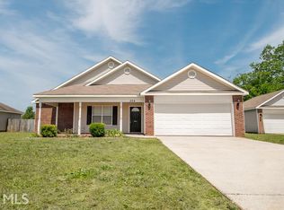 204 Canterfield Dr, Bonaire, GA