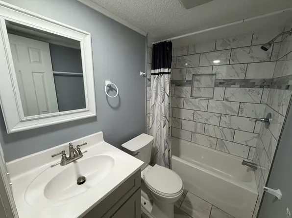 300 Sequoyah Dr NE, Fort Payne, AL