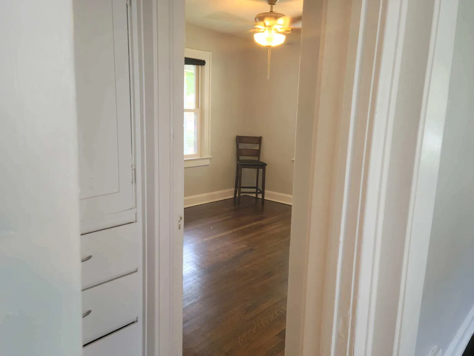2 bed, 844 sqft, $1,060 — Photo 2