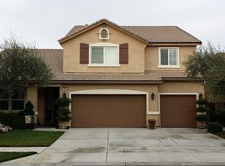 715 Serena Ave, Clovis, CA 93619