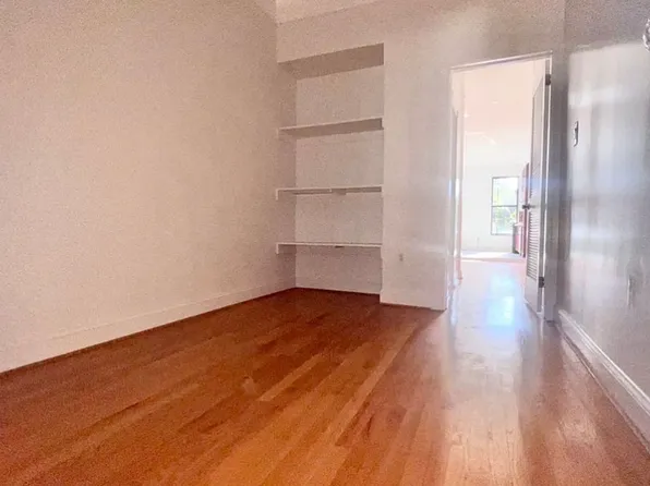 842 Bushwick Avenue image 5 of 8