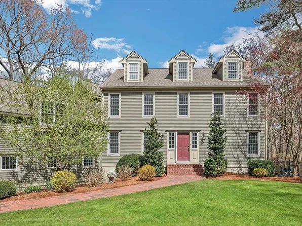 7 Washburn St, Norton, MA 02766