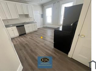 152 Pearl St #1, Manchester, NH 03104