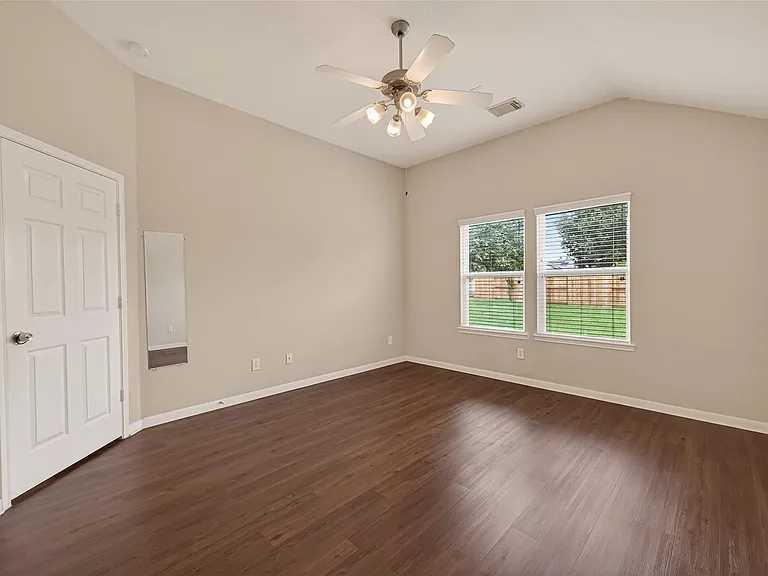 25918 Silver Timbers Ln — Photo 19