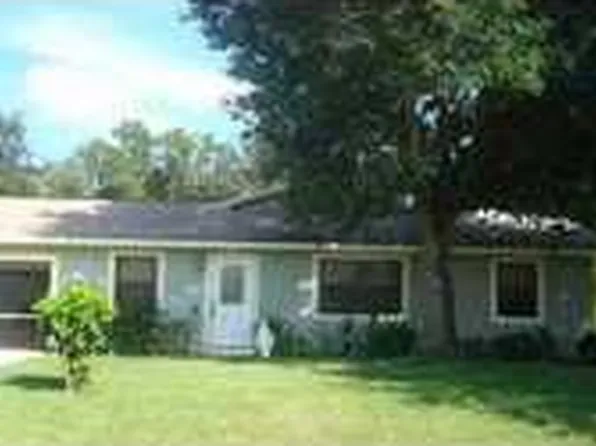 2433 SW Independence Rd, Port Saint Lucie, FL 34953