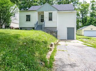 550 S Sheridan Dr, Decatur, IL 62521