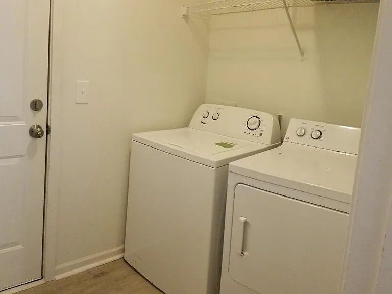 113 Sturgeon Bay Dr — Photo 12