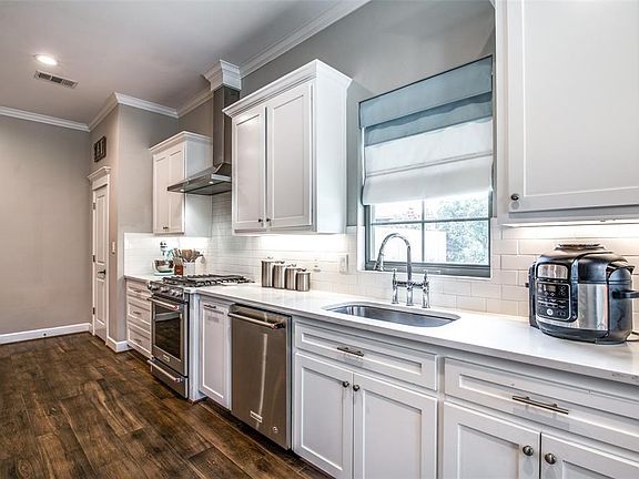 2nd image of 8514 Linda Vista Dr