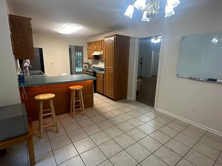 306 Tanner Dr — Photo 8
