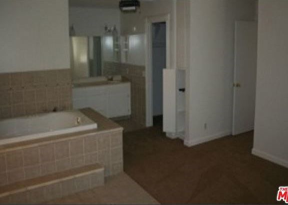 5th image of 14144 Diego Ct