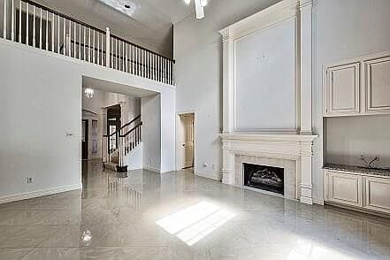 5th image of 1911 Briarchester Dr