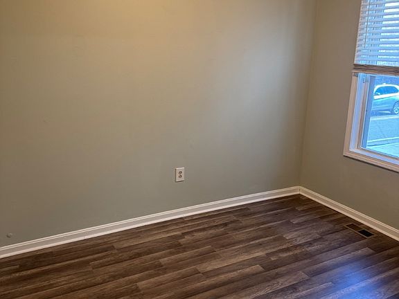 Unit Photo