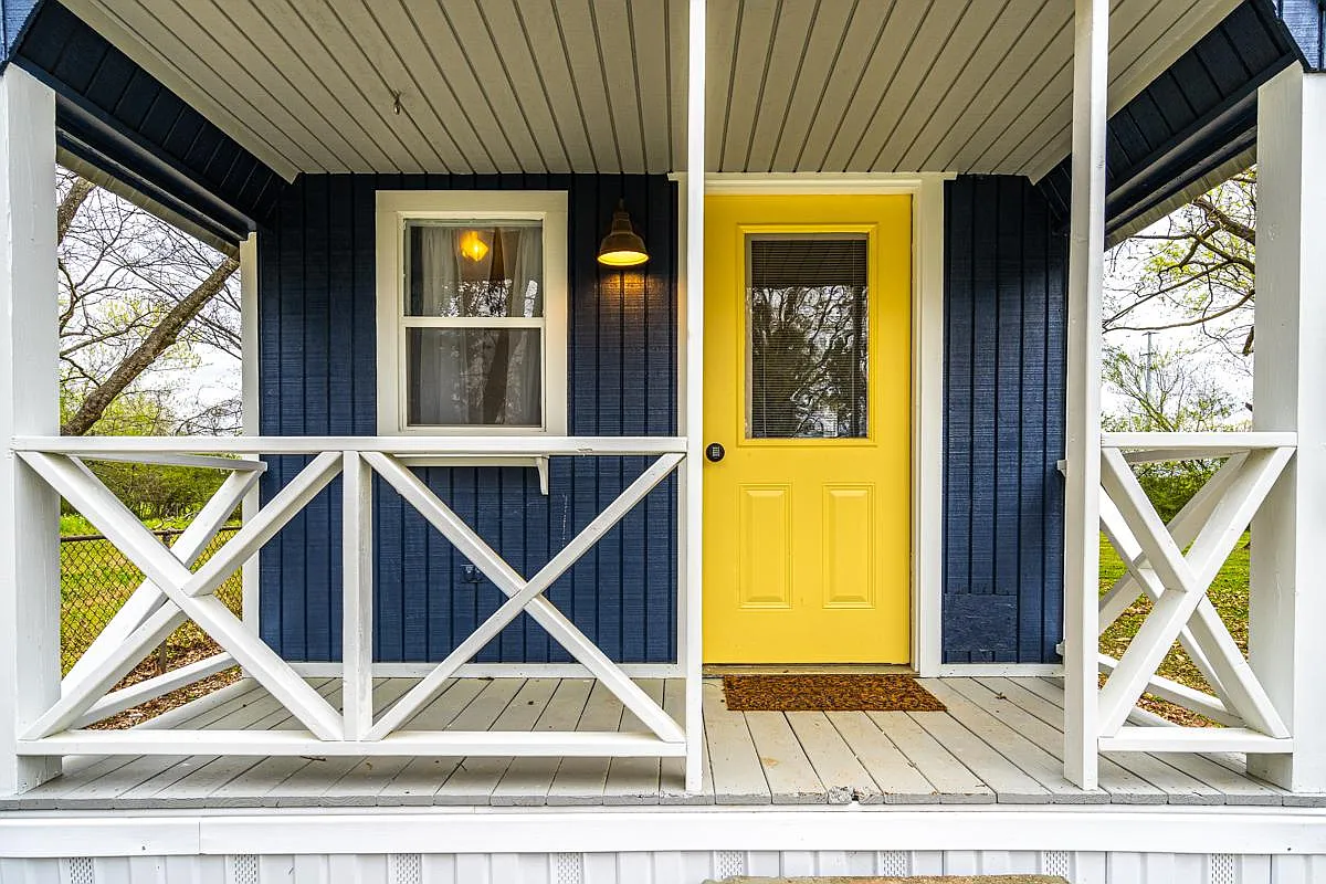 121 Forrest Dr — Photo 4