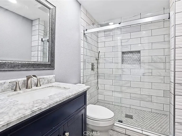 52 Touraine Pl — Photo 24