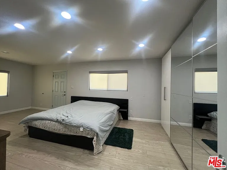 5059 Catalon Ave — Photo 22