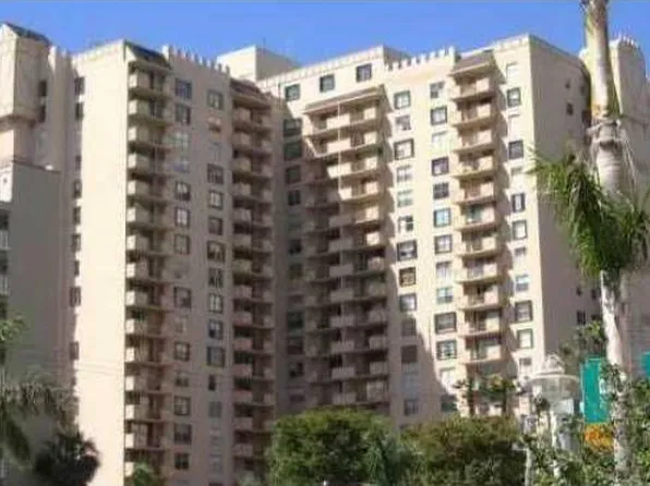 1865 S Ocean Dr APT 5D, Hallandale, FL 33009