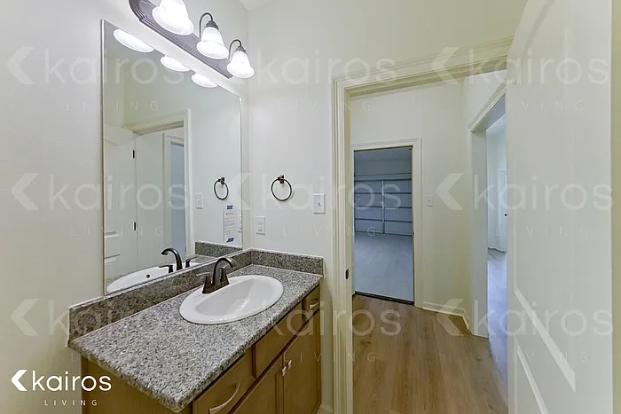 115 Teddy Ln — Photo 13