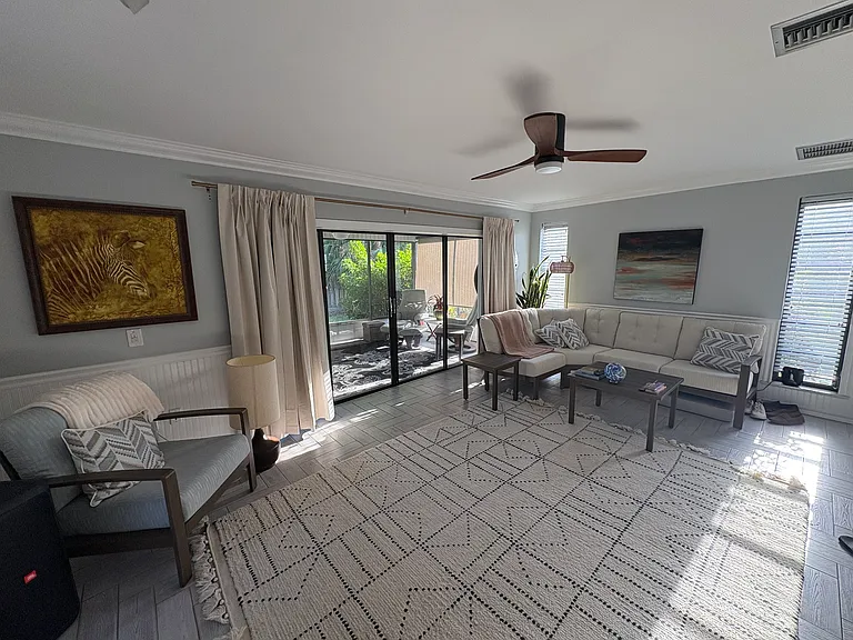 658 95th Ave N #1 — Photo 5