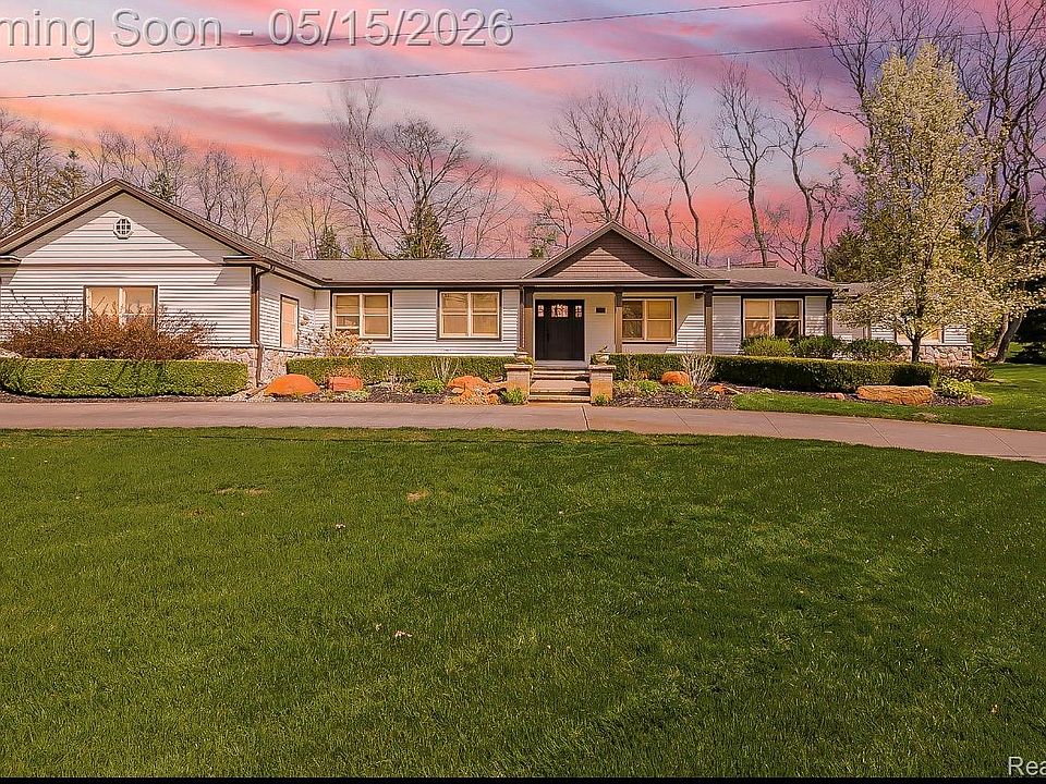 1st image of 3720 E Clarkston Rd