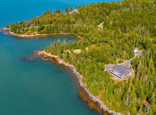 525 Yoho Head Rd, Machiasport, ME 04655