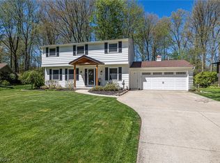 27446 Benwood Cir, North Olmsted, OH 44070