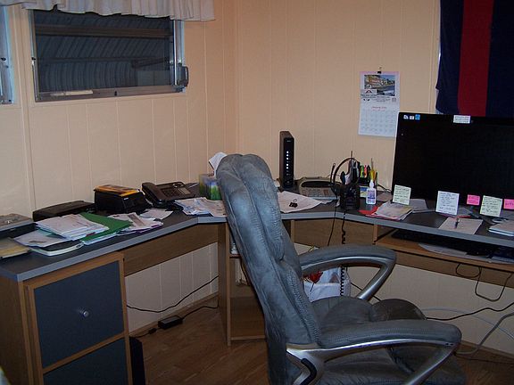 office in front bedroom