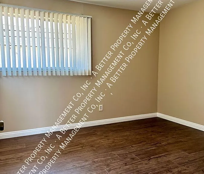 4138 Hathaway Ave #4 — Photo 8