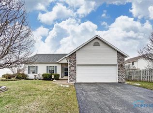 710 Tarra Oaks Dr, Findlay, OH 45840