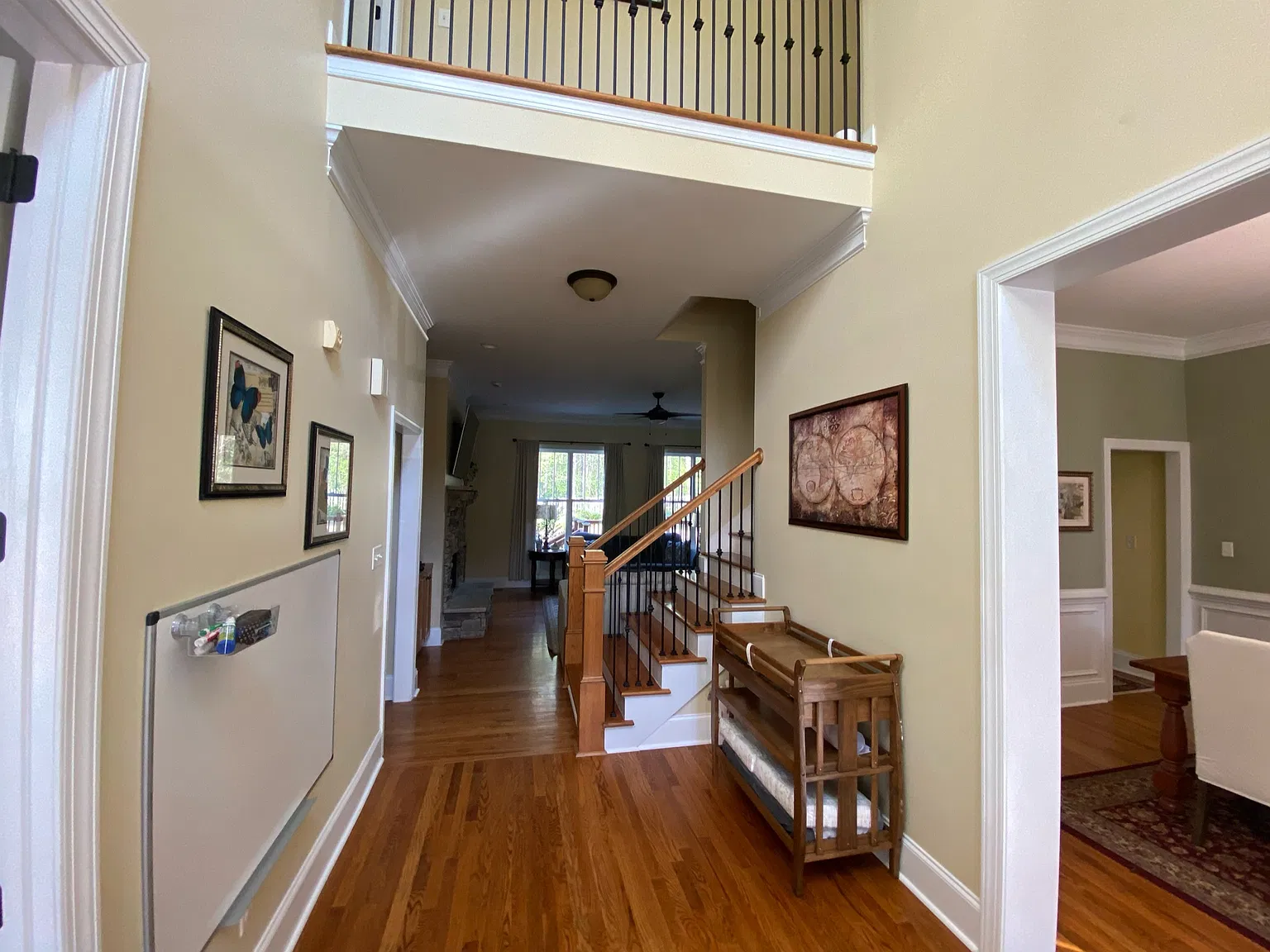 5 bed, 3392 sqft, $2,750 — Photo 3