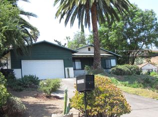 12325 Linroe Dr, Lakeside, CA 92040