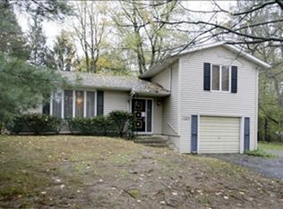 12676 E C Ave, Augusta, MI 49012