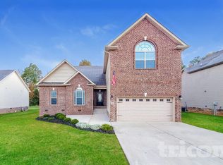 364 Preakness Cir, Pleasant View, TN 37146