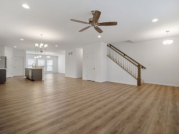 4th image of 3312 Saint Vincent Ave