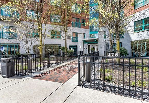 2nd image of 175 Cottage St APT 415
