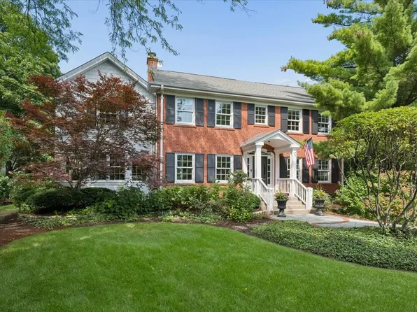 579 Hill Ter, Winnetka, IL 60093