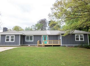 404 Avon Cir, Mount Olive, AL 35117