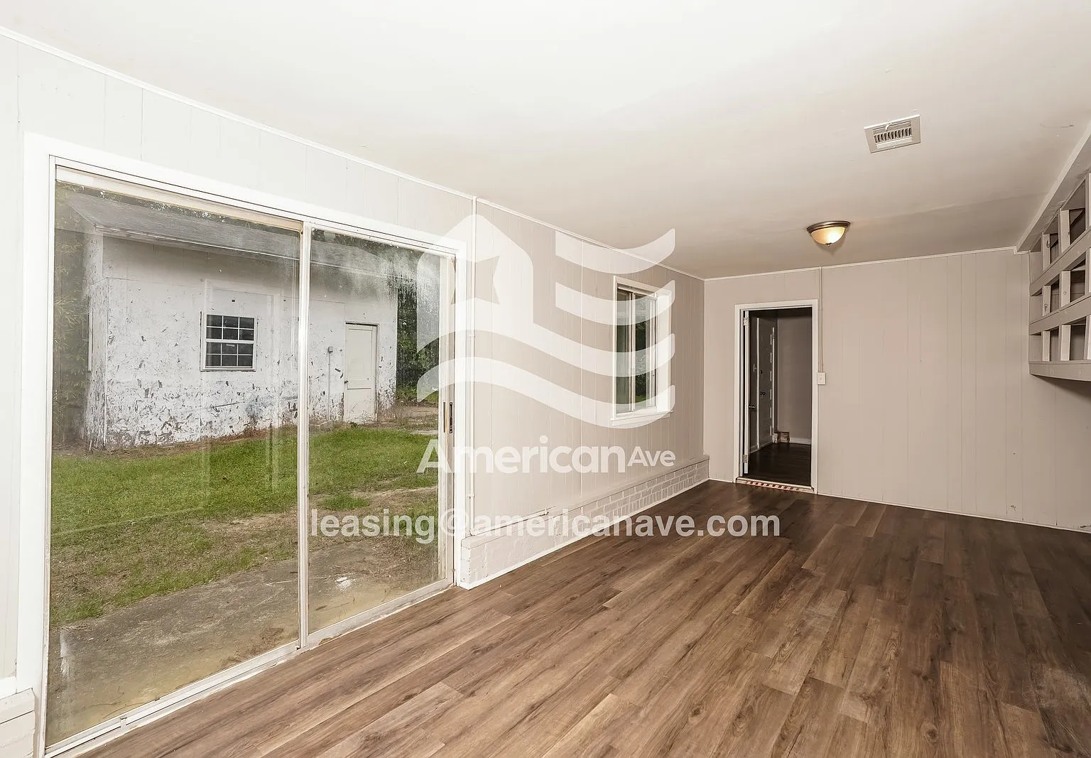 3 bed, 2.0 bath, 2009 sqft, $1,047 — Photo 4