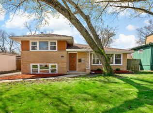 3105 Woodworth Pl, Hazel Crest, IL 60429