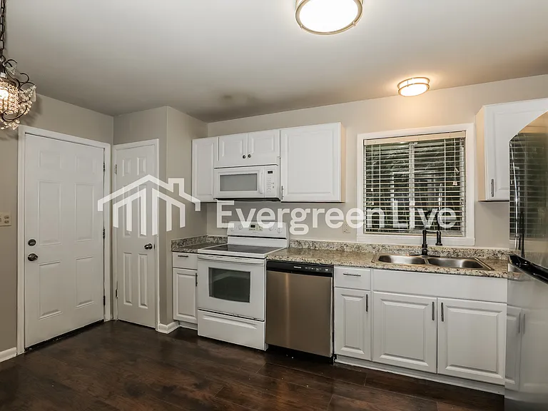 6759 Gano Dr — Photo 6