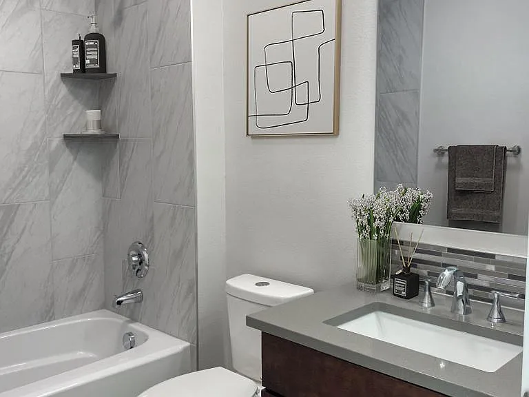 Heron's Edge Apartments — Photo 4