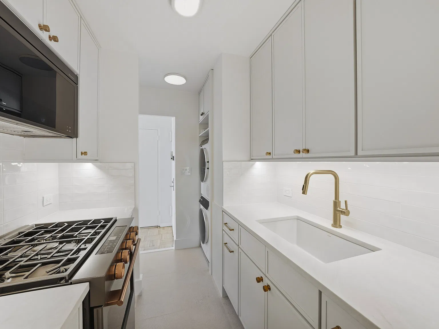 300 East 71st Street — Photo 4