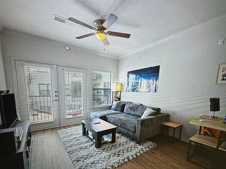 2502 Leon St #307 — Photo 6