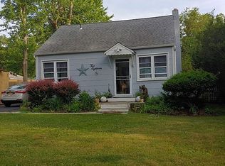 218 Shelter Rd, Ronkonkoma, NY 11779