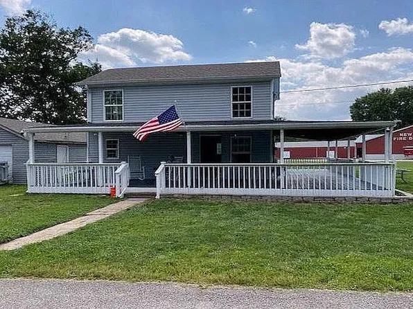 4072 West St, New Trenton, IN 47035